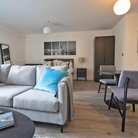 Seven Living Ashford - Modern And Spacious Apartments Eksteriør bilde