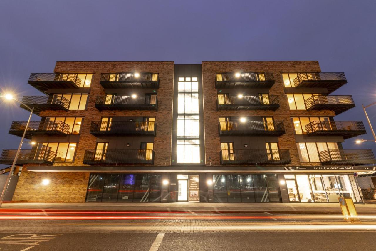 Seven Living Ashford - Modern And Spacious Apartments Eksteriør bilde
