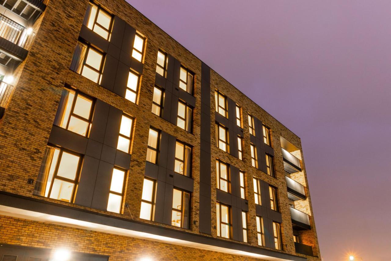 Seven Living Ashford - Modern And Spacious Apartments Eksteriør bilde