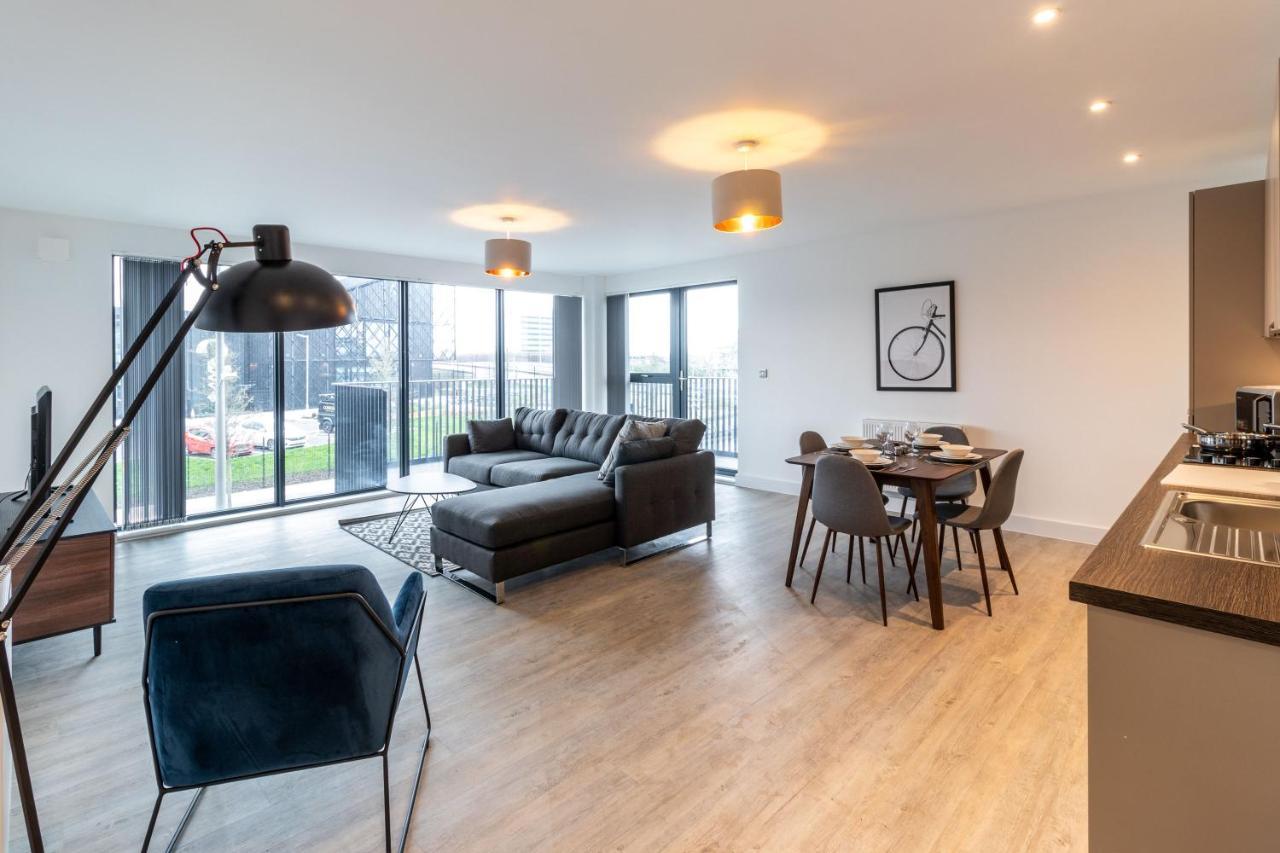 Seven Living Ashford - Modern And Spacious Apartments Eksteriør bilde