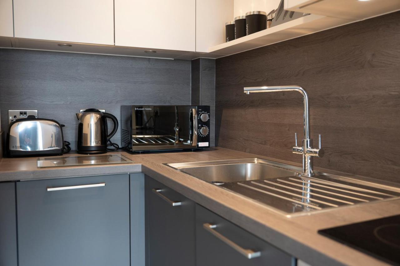 Seven Living Ashford - Modern And Spacious Apartments Eksteriør bilde